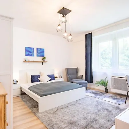 Cozy - Close To River - Easy Parking