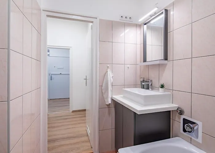 Cozy - Close To River - Easy Parking بودابست